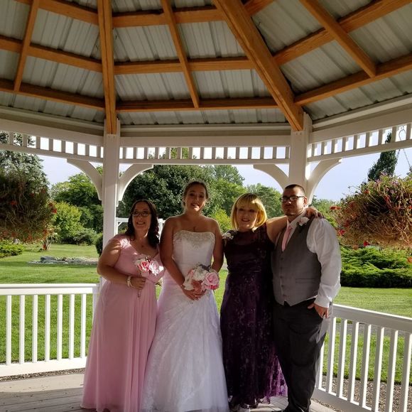 Meet your Posher, Colleen - Picture 1 of 1